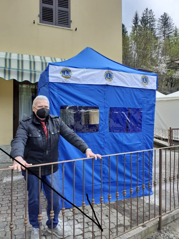 Anche alla Casa del Pellegrino di Boschetto arriva la tenda degli abbracci.